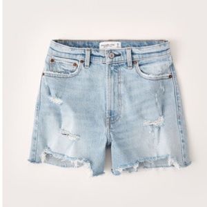 Abercrombie high rise 4 inch mom shorts